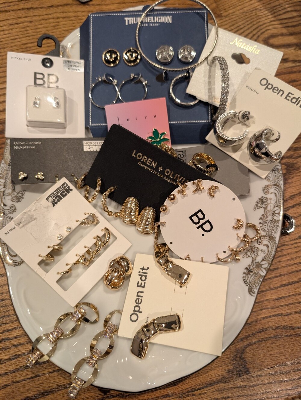 JEWELRY BUNDLE - Multiple Styles